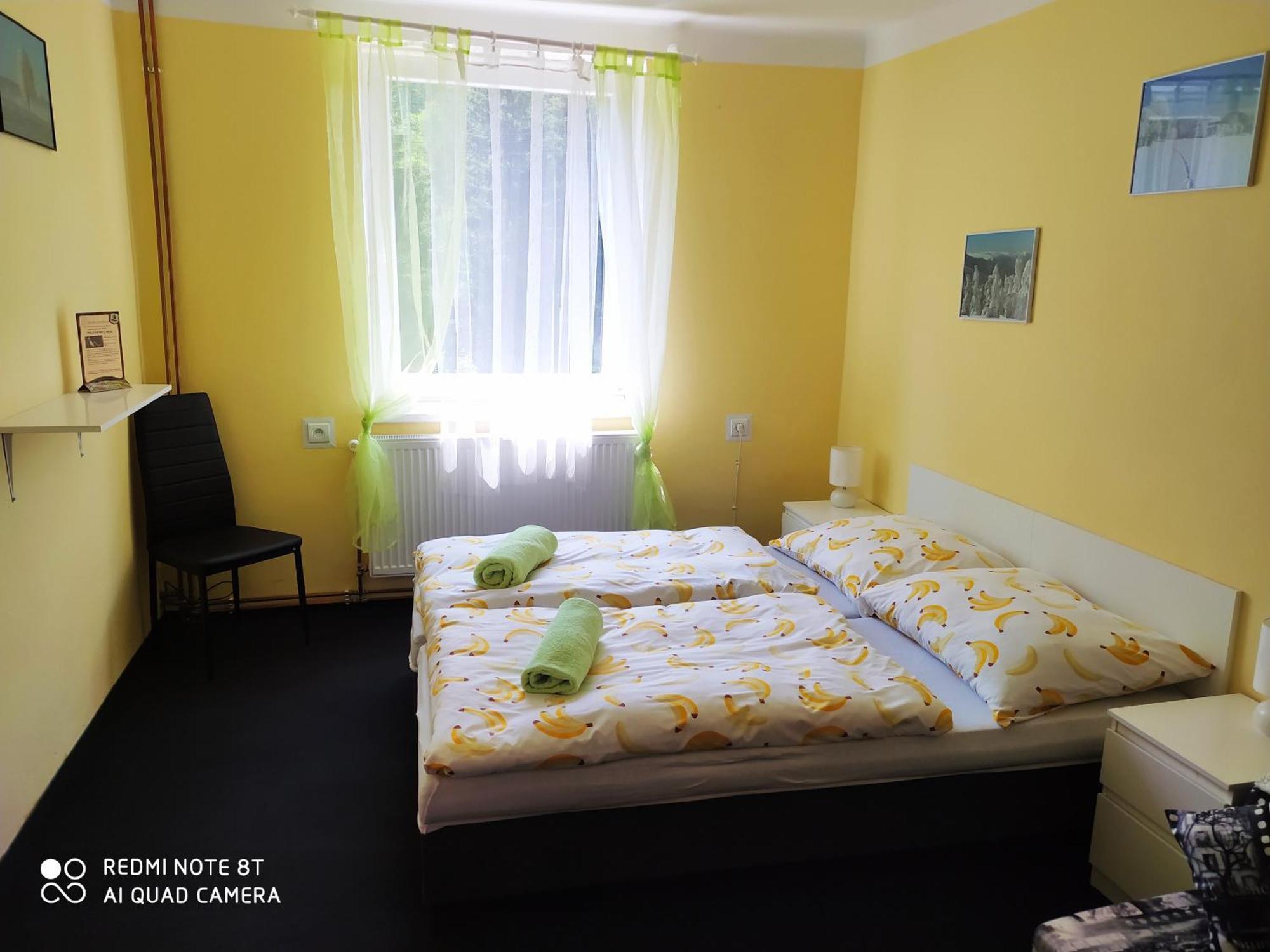 Wellness Penzion Triola Korenov Luaran gambar